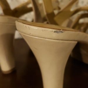 Naturalizer Shoes - Nude patent heels 8w Naturalizer Shoes - Nude patent heels 8w